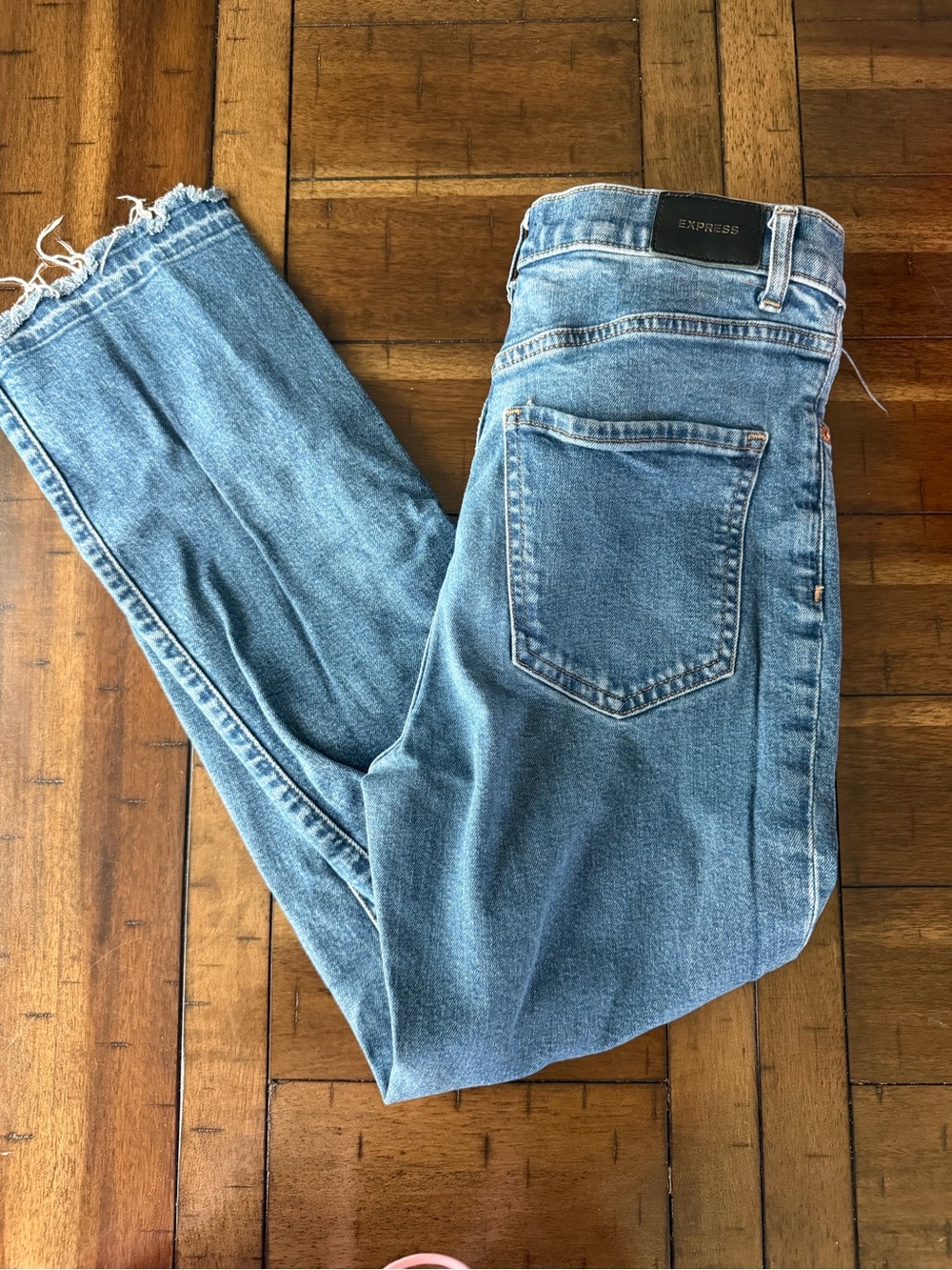 Express High-Waisted Raw Hem Straight Ankle Jeans Size 6